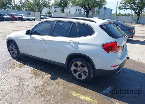 2015 BMW X1 Sdrive28I из США, поврежденный, VIN WBAVM1C55FVZ93656